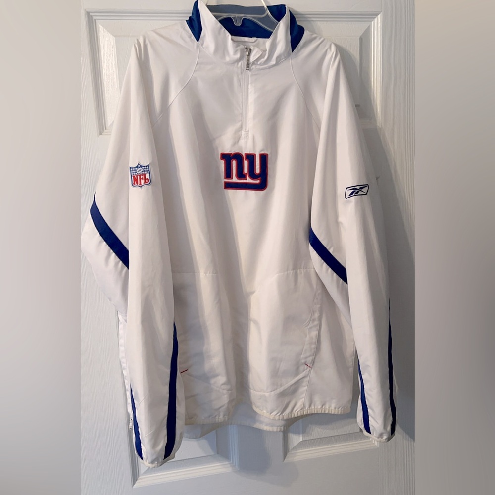 NY Giants 2007 reebok sideline windbreaker size medium